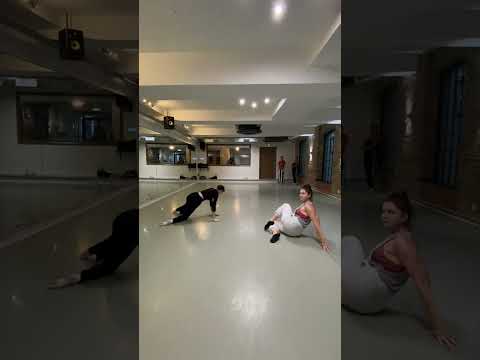 Hannah Elle - Vogue Foundations - CLASS 14/07/23