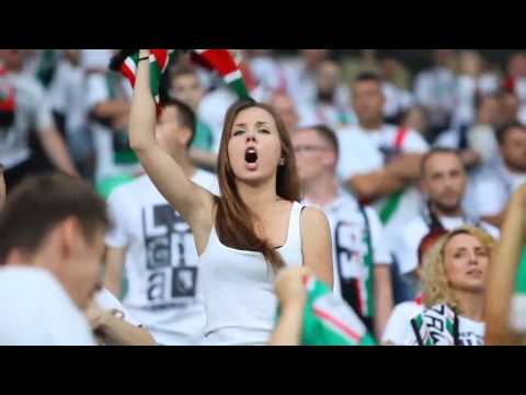 Legia Ultra girl fan - Supporter Beauty