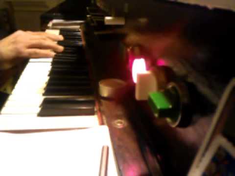 KH201 130120 f ÜDVÖZÍTŐNK ÉDESANYJA MENNYEKNEK MEGNYÍLT KAPU Alma Redemptoris 16:25 felHU VS ÉV02