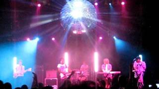 Black Kids - Listen to Your Body Tonight