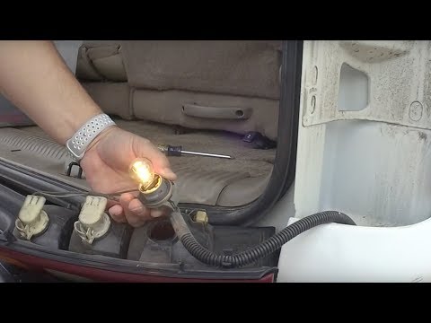 GMC Yukon Tail Light - Brake Light Bulb Replacement | 2000-2006