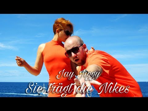 Video thumbnail for Sie trägt die Nikes