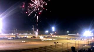 preview picture of video '2013 No Way Out 40-Jesse Hockett Memorial Parade Lap/4 Wide Salute'