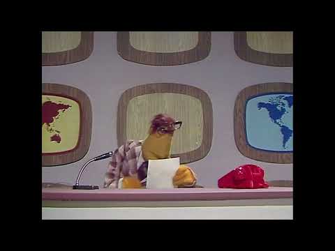 The Muppet Show - 523: Linda Ronstadt - News Flash: U.F.O (1981)
