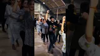 Download lagu #jubinnautiyal #bollywood #tseries #song #latestsong2021 #garba #navratri #garbadance mp3 Download lagu #jubinnautiyal #bollywood #tseries #song #latestsong2021 #garba #navratri #garbadance mp3