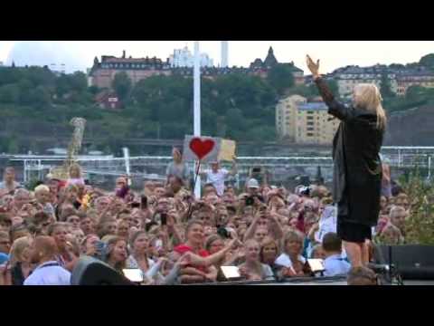 Amanda Fondell - All this way (Allsång på Skansen 2012)