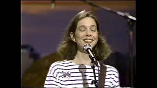 Nanci Griffith full performance on the New Country tv show 1988