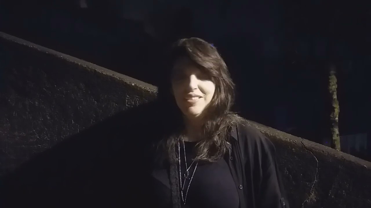 A arte de ser gótico: faces e facetas de uma subcultura.