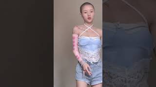 Không cần để tóc vẫn cuốn hút