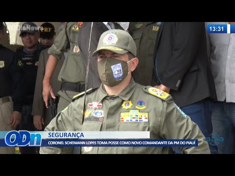 Coronel Scheiwann Lopes toma pose como novo comandante da PM do Piauí 04 04 2022