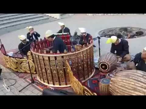 မြန့်မာ့ဆိုင်း🧡❤️