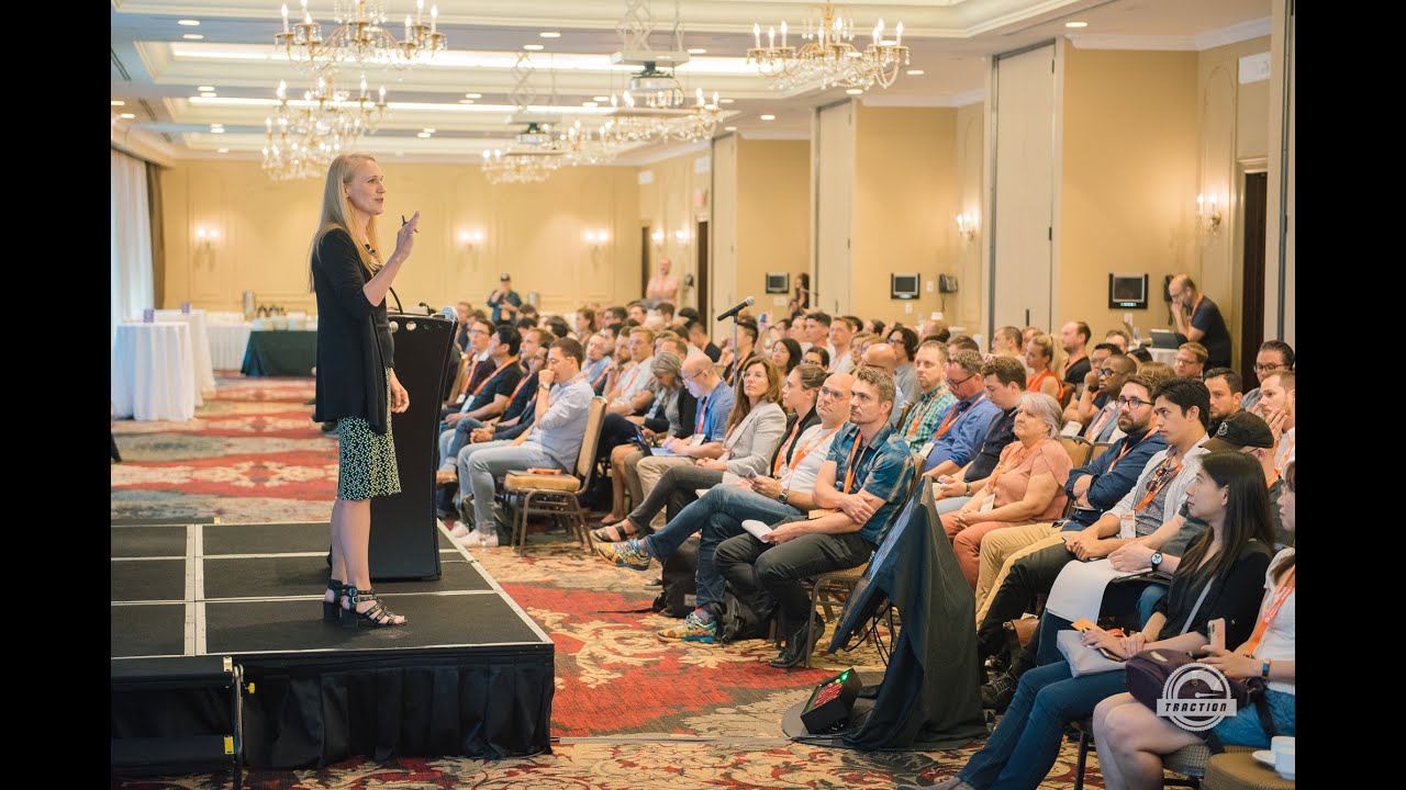 April Dunford, Ambient Strategy - Obviously Awesome: How to Nail Product Positioning