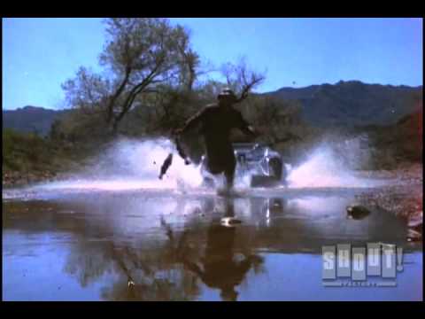 Thumbnail of the video: Death Race 2000 (1975) - Official Trailer
