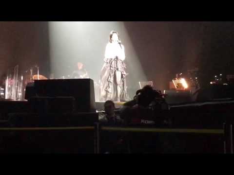 Lucie Bílá 02arena píseň MODI