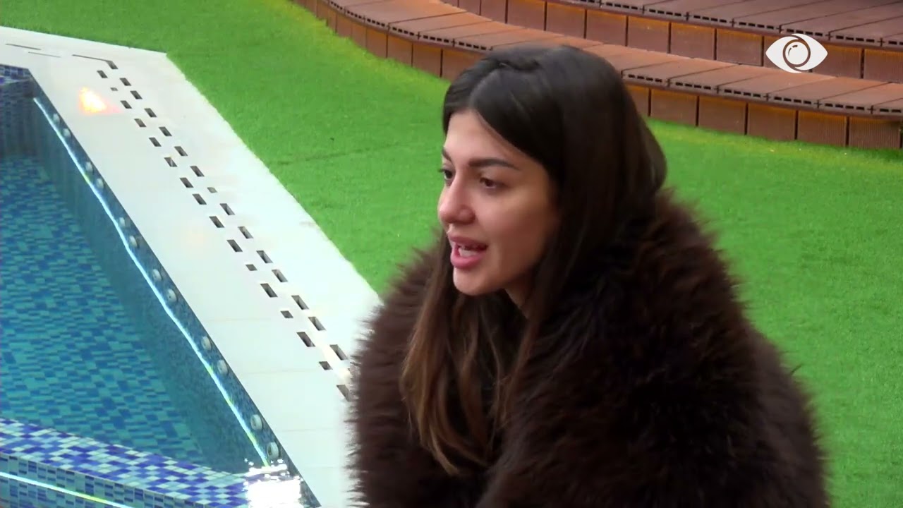 “Unë nuk kam bërë lojë as me G Banin as me Laertin”/ Vijon biseda mes Valbonës dhe Loredanës