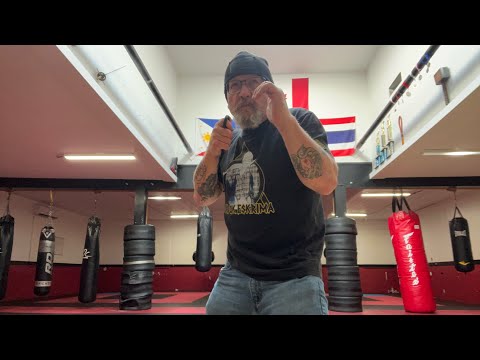 Cut and Thrust in Knife Combatives 