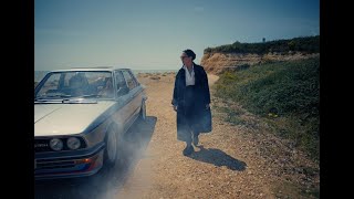 Joan As Police Woman – “Full-Time Heist”