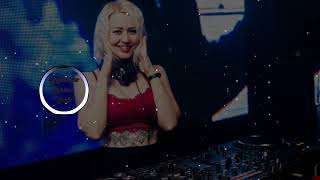 Download lagu Joget Bugis Kado Pasolo Remix | Emhy FT Roy Aril || Amp Ambon Musik Performance. mp3