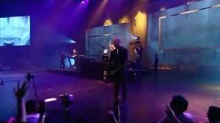 Delirious-Majesty-Our God Reigns (reprise) Live.wmv