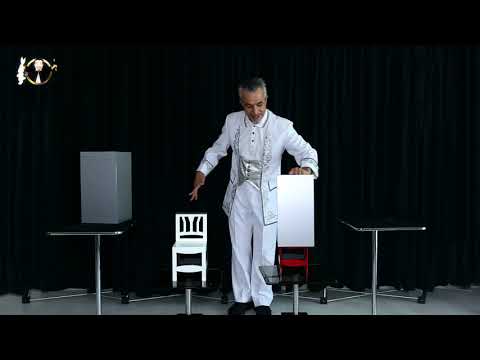 Lucky chair and Table by Tora Magic