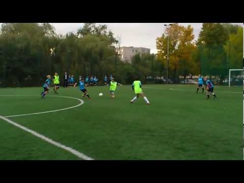 MAŁY PIŁKARZ INOWROCŁAW - UKS 6 INOWROCŁAW 27.09.2012 (MOV_4766).mp4