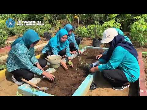 GERAKAN IBU MENANAM POHON (RABU PON) PKK DESA DAWUHAN WETAN