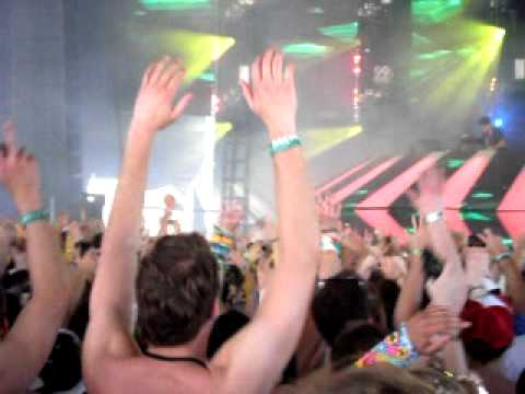 Steve Aoki at Ultra Music Festival 3.26.11