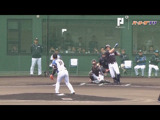 ファイターズ・大田が紅白戦でルーキーにプロの洗礼の一発