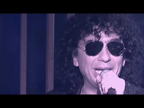 Magnus Uggla - Morsan är okej (Officiell musikvideo)