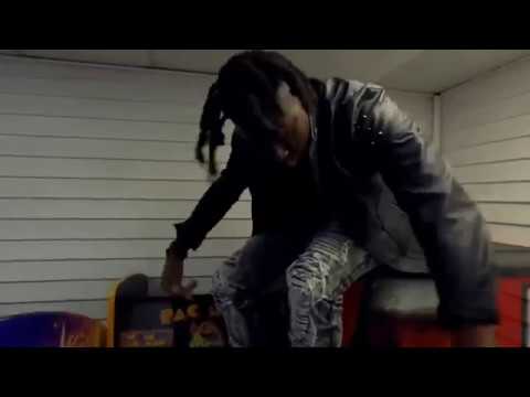 Kuro - Crack (Video by YoungHitmakers)