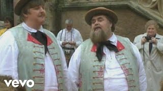 Die Wildecker Herzbuben - Rueck&#39; ein bisschen naeher (Official Video) (VOD)