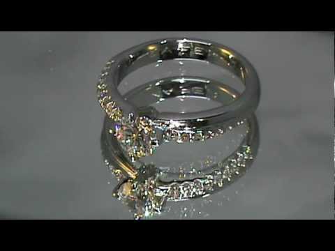 18k White Gold Twisted Solitaire Diamond Wedding Ring