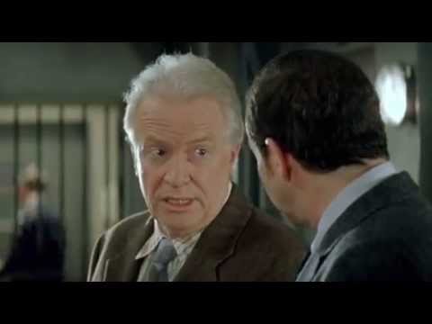 Tais-toi - Scène de l'asile de cons (André Dussollier)