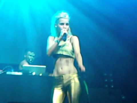 Scopie live by Die Antwoord