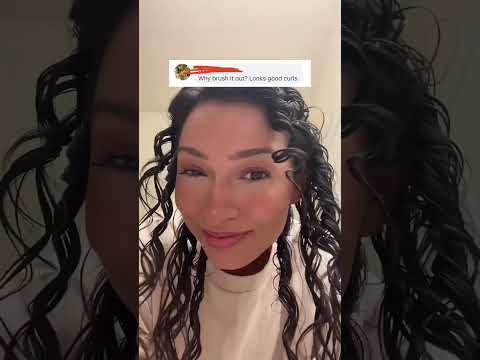 Brushing My Naturally Wavy Hair 2a/2b Curls