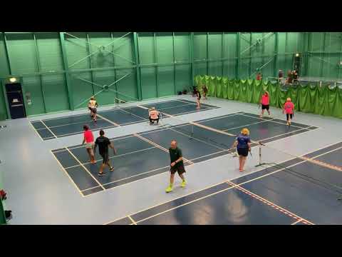 Elena Celli/Ian Low v Anne Smillie/Scott Dennett