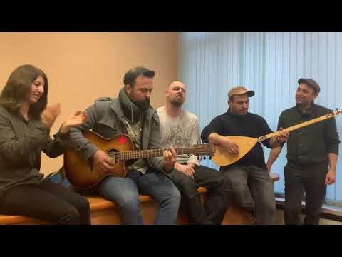 Grup Yorum & Alexander Kubalov - Haklıyız Kazanacağız #FreeGrupYorum #Moskova
