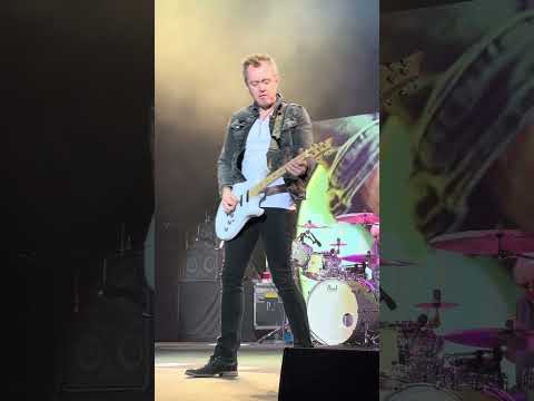Thumbnail for 🔥 Deep Purple - "Pictures of Home" 🎸 LIVE in Paris | HD | Simon McBride Solo 🔥 by Simon McBride