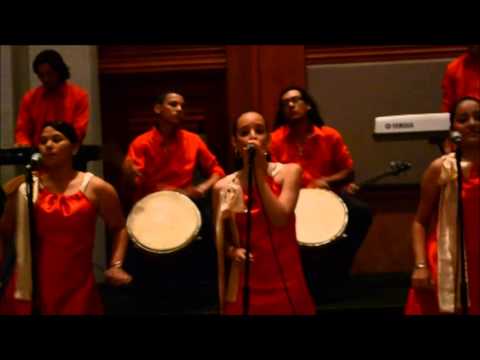 Gaita Sabroso - Fin di Aña nos ta bay (Live Convention Center)