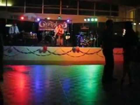99 Luft Balloons - LIVE Wicked Cover - Ramada NYE 2012