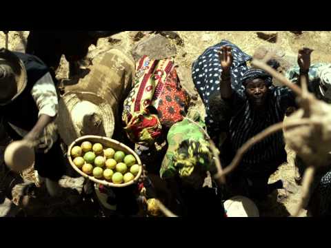 afbeelding TrÃÂ¡iler 'Los Pasos Dobles', de Isaki Lacuesta