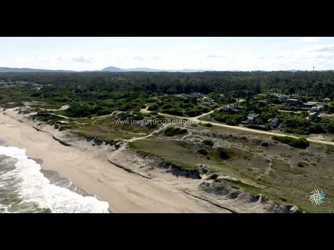 Video aéreo en el arroyo El Potrero, costa de Ocean Park y Sauce de Portezuelo, Maldonado M3 17800 2