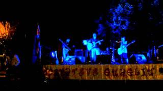 The Beans - These Boots Are Made For Walkin&#39; (Nancy Sinatra cover)