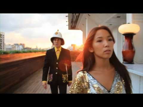 Maxi Trusso - Upset (videoclip oficial)