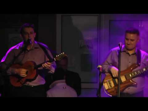 Igor Delač i Zlatne Strune - Jedan život malo je