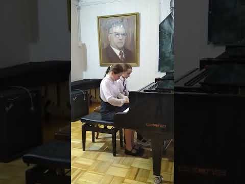 Краснова Мария, Иванченко Виктория