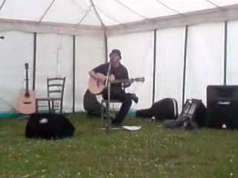 'MONKEYS LIVING IN THE SEA' / 'A VIOLIN ALIBI' LIVE AT THE WELDON MUSIC FESTIVAL 2009