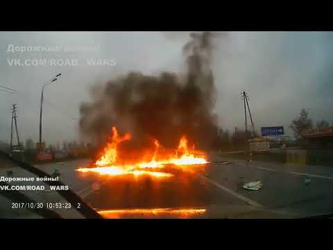 Водитель «Жигулей» сгорел вместе со своей машиной в результате ДТП на Рязанском шоссе