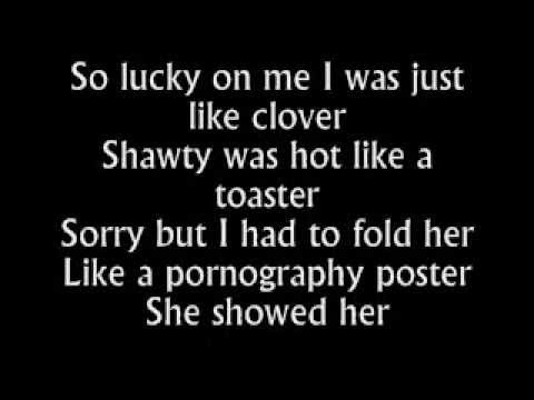 Flo Rida ft. T-Pain - Low (Lyrics On Screen)