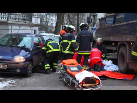 2014-01-30 Fahrradfahrerin von LKW überrollt